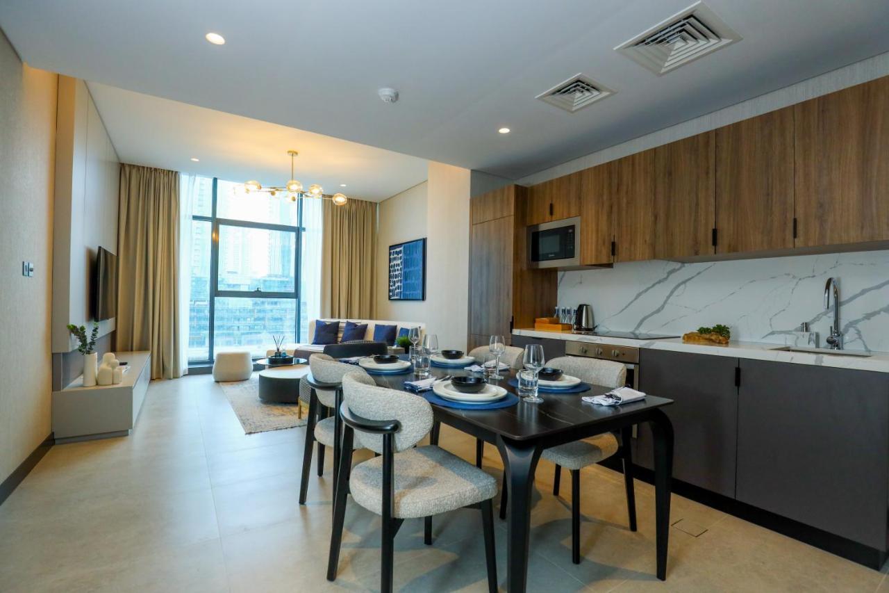 Charthouse Bahrain Hotel Manáma Kültér fotó A typical apartment